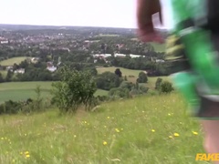 Tetas grandes, Corrida, Estilo perrito, Lamidas, Al aire libre, Público, Coño, Uniforme