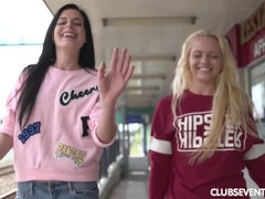 Morena, Club, Europeo, Grupo, Lesbiana, Al aire libre, Afeitado, Adolescente