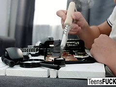 アナル, お尻, フェラチオ, 茶髪の, イく瞬間, ヌード, 叫ぶ, ティーン