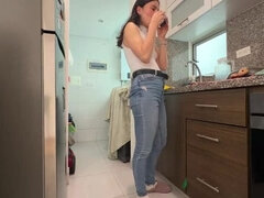 Grosser arsch, Füsse, Hd, Riesig, Jeans, Küche, Orgasmus, Nass
