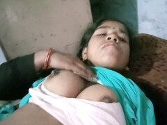 18 jahre, Tante, Hochschule, Fingern, Handjob, Ehemann, Indisch, Vintage