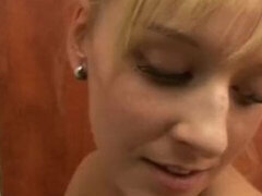 18, ブロンド, 女, オナニー, 剃毛, 一人, ティーン, おもちゃ