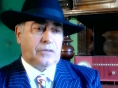 Anal, Morena, Corridas, Garganta profunda, Peludo, Italiano, Maduro, Trio