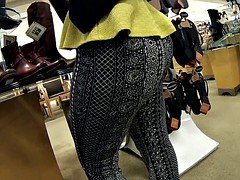 Thick booty shoe girl