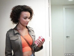 Grote lul, Grote mammen, Zwart, Zwart, Muurgat, Natuurlijke tieten, Penis, Tiener