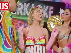 Cul, Beauté, Blonde, Classique, Mère que j'aimerais baiser, Naturelle, Mamelons, Plan cul à trois