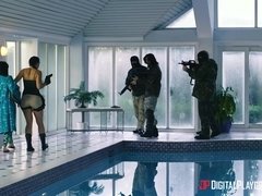 Nothing can stop a sexy babe in Lara Croft tight outfit
