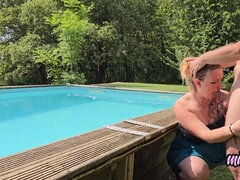 Sexy MILF StepMom Gets Surprise Poolside Anal From Stepson - Big Ass Doggy Style & Deep Throat