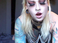 Leie, Fesselspiele, Deutsch, Orgasmus, Sklave, Hintern versohlen, Tätowierung, Jungendliche (18+)