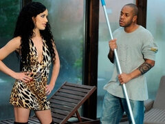 Gros cul, Grosse bite, Sucer une bite, En levrette, Double pénétration, Interracial, Mère que j'aimerais baiser, Plan cul à trois