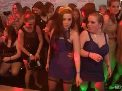 Zwart, Blond, Bruinharig, Europees, Fetisj, Groep, Rijpe lesbienne, Realiteit