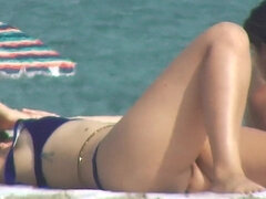 Любители, Большая жопа, Большие сиськи, Бикини, Домашнее видео, Милф, На природе, Подглядывание