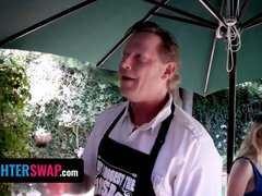 フェラチオ, イく瞬間, 娘, 顔射, Hd, 巨大, なめる, アウトドア