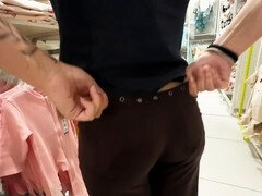 Arsch, Aus dem arsch in den mund, Geschnappt, Füsse, Fetisch, Flashen, Jeans, Öffentlich