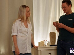 Rubia, Polla, Penetracion con dedos, Masaje, Tetas naturales, Afeitado, Adolescente, Tetas