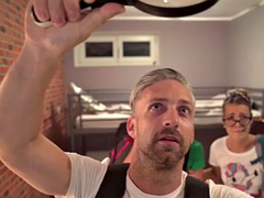 Kont, Grote lul, Pijpbeurt, Handbeurt, Hardcore, Tiener, Trio, Tieten likken