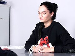 18 años, Mamada, Morena, Cárcel, Policía, Sexo fuerte, Hijo, Adolescente