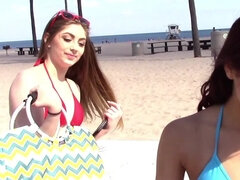 Stellung 69, Strand, Schlafzimmer, Schwarz, Braunhaarige, Lecken, Natürlichen titten, Jungendliche (18+)