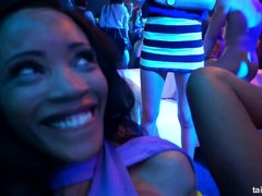 Sucer une bite, Noir ébène, Hard, Interracial, Léchez, Masturbation, Actrice du porno, Mouillée