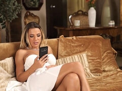 Anal, Lamer culo, Tetas grandes, Mamada, Corridas, Doble penetracion, Sexo duro, Hombre hombre mujer