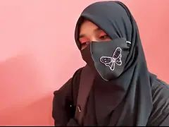Sexy girl is come to my house for hard fucking