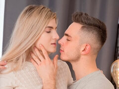 Arsch, Blondine, Blasen, Hundestellung, Unschuldig, Küssen, Entkleiden, Jungendliche (18+)