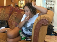 Enthousiasteling, Badpak, Bruinharig, Gezichtspunt, Dikke tepels, Kut duiken, Geschoren, Tieten likken