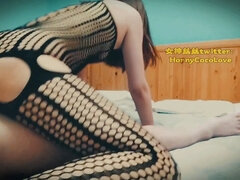 Anal, Asiatique, Gros cul, Gros clito, Chinoise, Orgasme, Jarretelles, Strapon