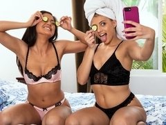 ベッドルーム, 茶髪の, 指いじり, 毛深い, レズビアン, なめる, オナニー, オマンコ