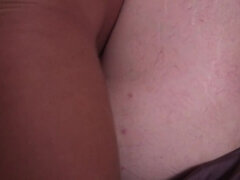 Brunette brune, Lesbienne, Seins naturels, Rasée, Belle mère, Adolescente, Attachée, Nénés