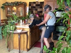 Любители, Измена, Домашнее видео, Поцелуи, Белье, Милф, Соблазенение, Под юбкой