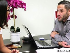 Arsch, Braunhaarige, Hundestellung, Hd, Büro, Muschi, Ablutschen, Jungendliche (18+)