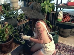 Брюнетки, Волосатые, Белье, Голышом, Пухлые соски, Тату