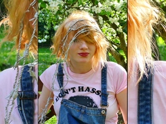 Camille S. tits in barbed wire