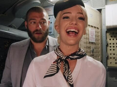 Grote kont, Grote lul, Grote mammen, Blond, Hondjeshouding, Mager, Stewardes, Tiener