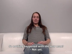 Braunhaarige, Tschechisch, Jungendliche (18+)