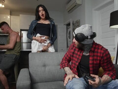 Anaal, Slaapkamer, Grote kont, Grote mammen, Pijpbeurt, Hondjeshouding, Naakt, Douche