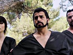 Tussi, Grosse titten, Blasen, Gruppe, Milf, Titten