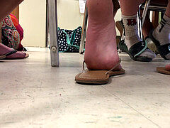 instructor and college girl Candid flip Flop soles