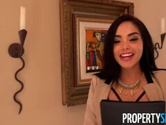 Sucer une bite, Brunette brune, Hard, Fille latino, Pov, Réalité, Rasée