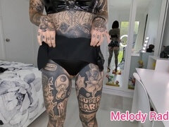 Leie, Grosser arsch, Grufti, Selbstgemacht, Lingerie, Reif, Solo, Tätowierung