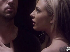 Большая жопа, Большой член, Блондинки, Собачьи, Огромные размеры, Пенис, Тугие, Сиськи