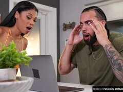 18 años, Culo grande, Tetas grandes, Mamada, Morena, Estilo perrito, Flaco, Adolescente