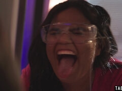 Азиатки, Большие сиськи, Грудастые, Пальцем, Латиноамериканки, Лесбиянка, Молоденькие, Сиськи