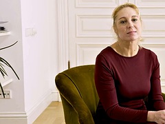 Grote mammen, Blond, Pijpbeurt, Omie, Ondergoed, Rijpe lesbienne, Russisch, Kousen