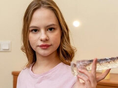 18 jahre, Leie, Arsch, Masturbation, Rotschopf, Solo, Entkleiden, Jungendliche (18+)