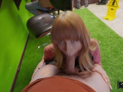 フェラチオ, 衣服着たままセックス, ハメ撮り, 公共, 赤毛, フェラする