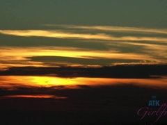 ビキニ, オーガズム, アウトドア, ピアス, 公共, オマンコ, ストリッピング, いじめ