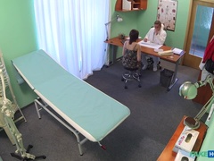 Cul, Beauté, Tromperie, Couple, En levrette, Branlette thaïlandaise, Infirmière, Uniforme