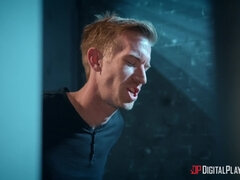 Большой член, Брюнетки, Грудастые, Сперма на лице, Секс без цензуры, Тюрьма, Киски, Тату